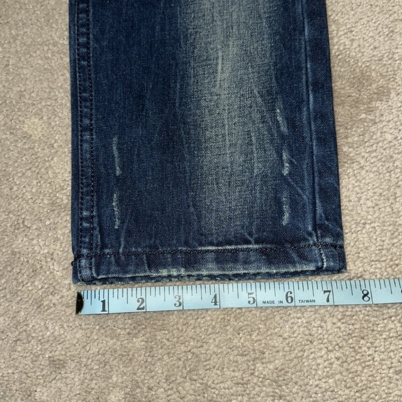 Men’s Diesel Kurren jeans. - Picture 6 of 10
